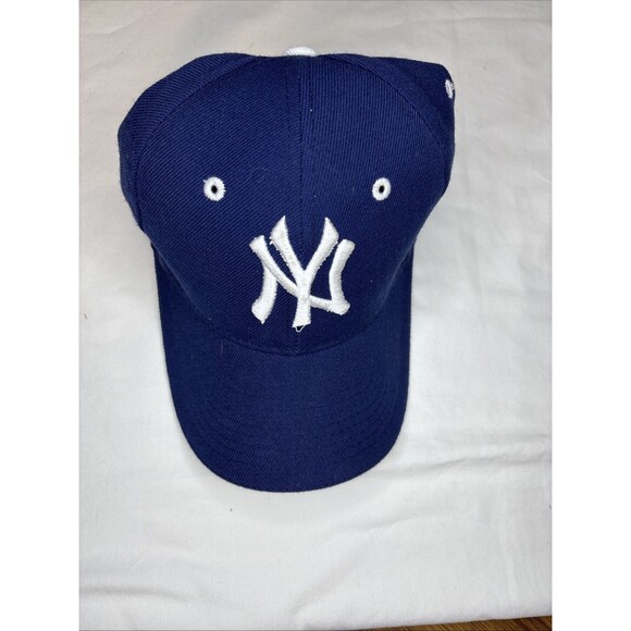 Lot of 7 General New York Hats and New York Yankee Hats  ***Read Description*** - Picture 12 of 16